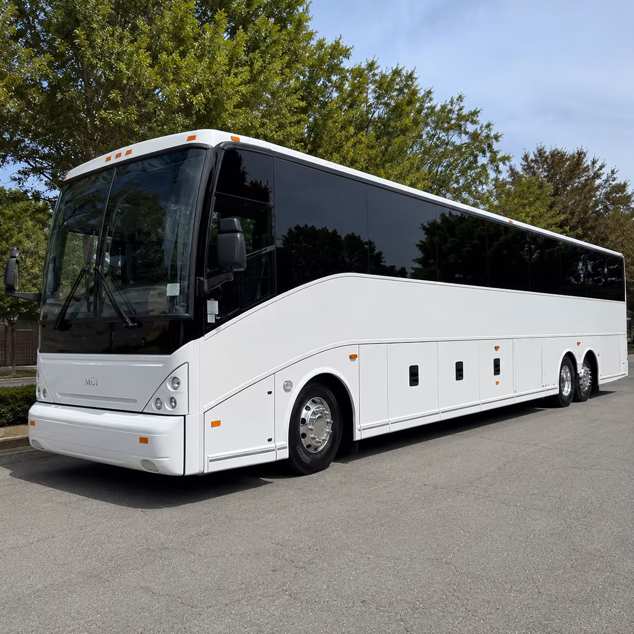 group airport pickups for hanford contractors wine country visitors and corporate teams
