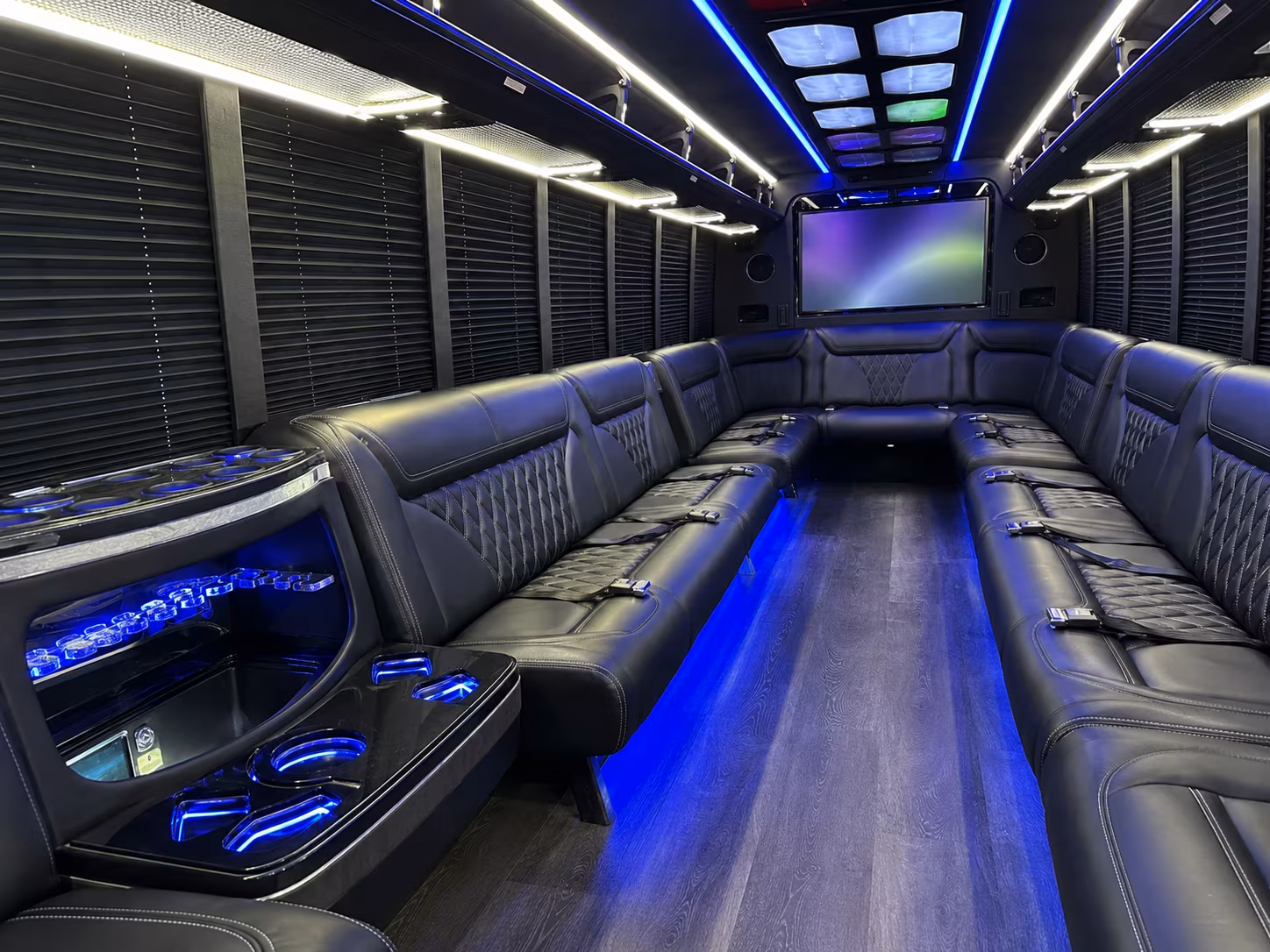 kennewick 20 passenger party bus inside